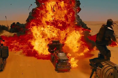 Cars, Explosions, Guns, HELL YEAH! Mad Max: Fury Road Trailer #1
