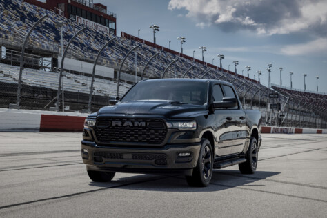 confirmed-the-5-7l-hemi-v-8-is-back-for-2026-ram-1500-2025-06-04_13-35-51_269057