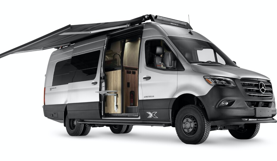 Mercedes Benz Gears Up To Win EV Van Segment