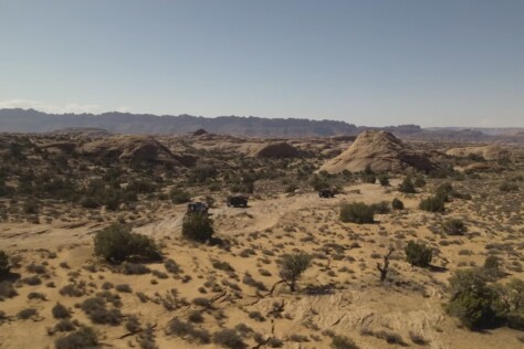 owl-off-road-tests-multiple-ineos-grenadier-on-moab-trails-2025-05-15_11-04-14_778026